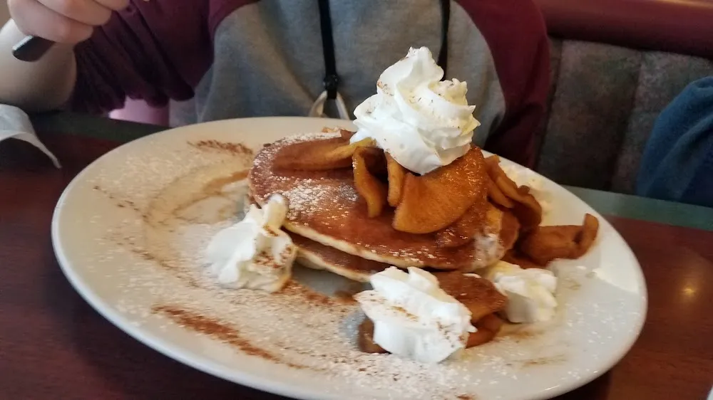 Apple Cinnamon Pancakes